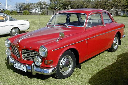 A_Volvo_67_Sedan_P120_Red_sf.jpg