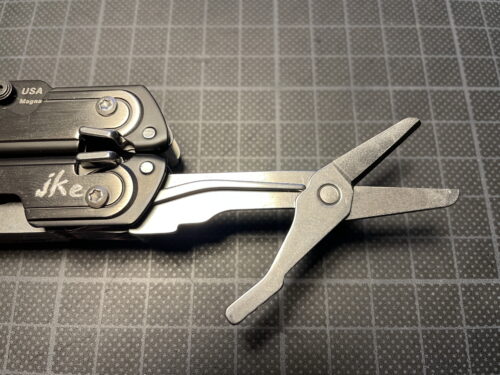 LM Arc scissors